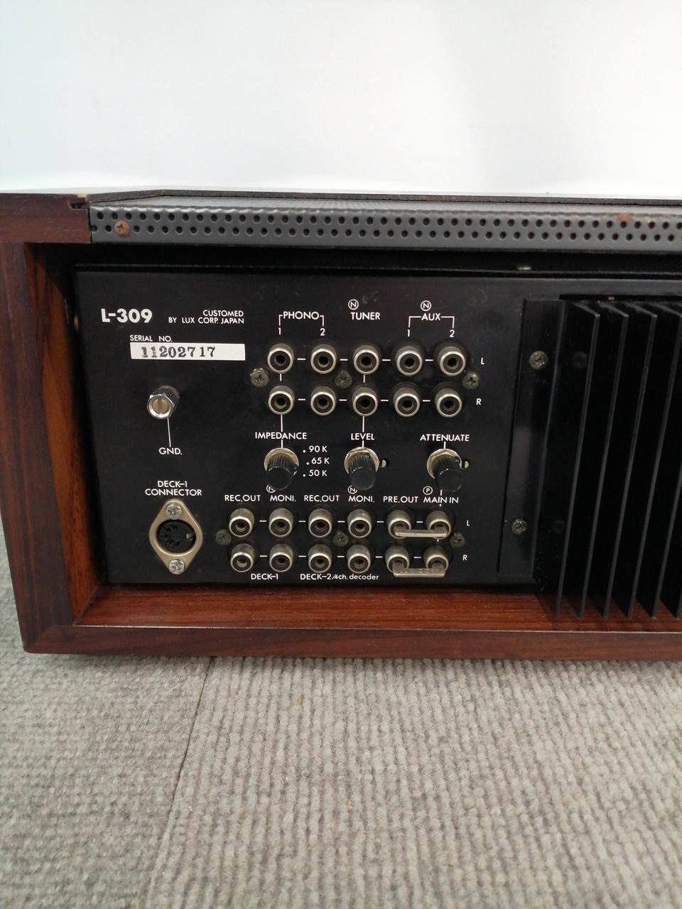 り*り様 LUXMAN L-309 プリメインアンプ ラックスマン オーディオ機 LUXMAN L-309の仕様 ラックスマン