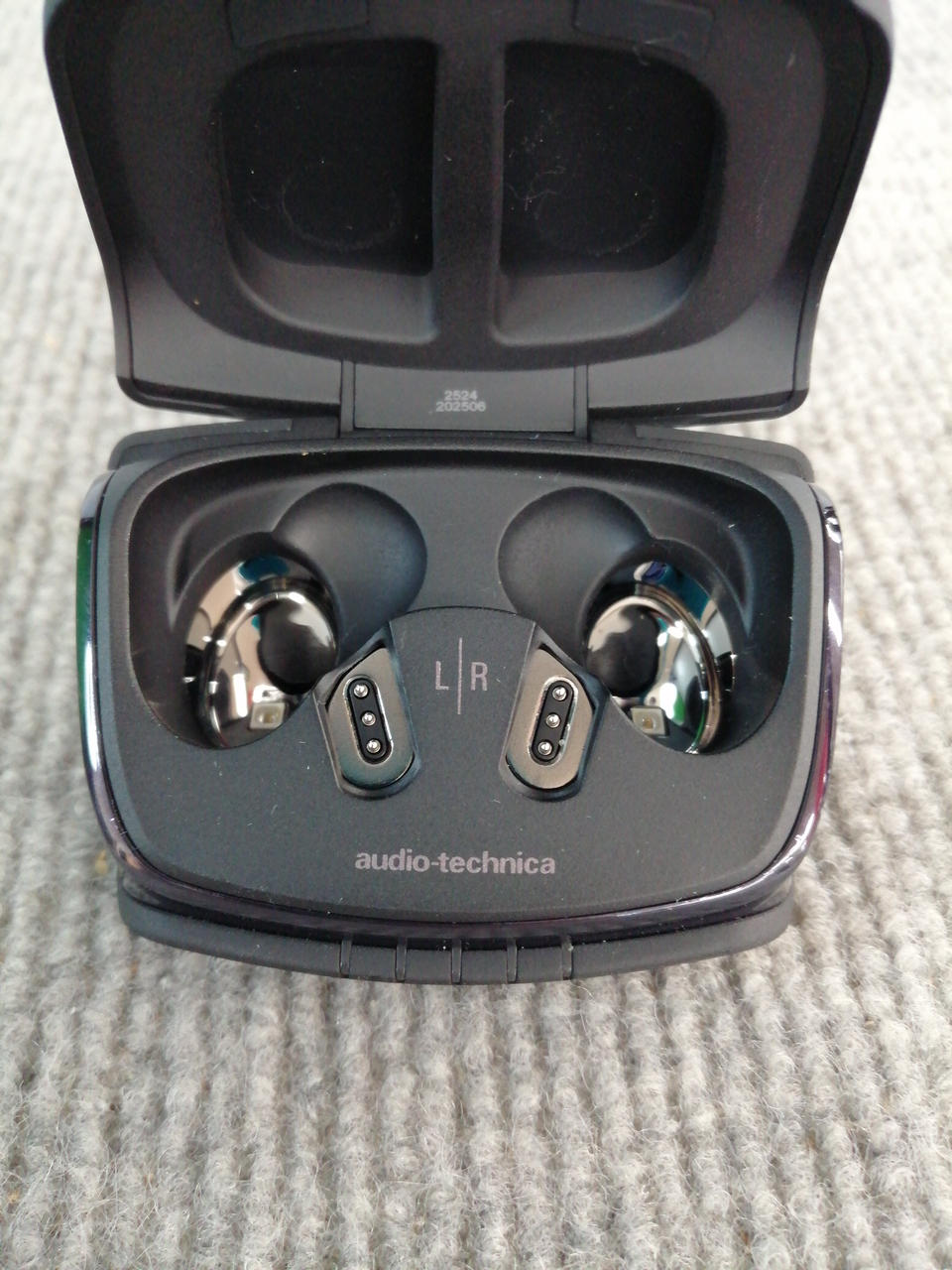 オーディオテクニカ(AUDIO-TECHNICA)|ワイヤレスイヤホン