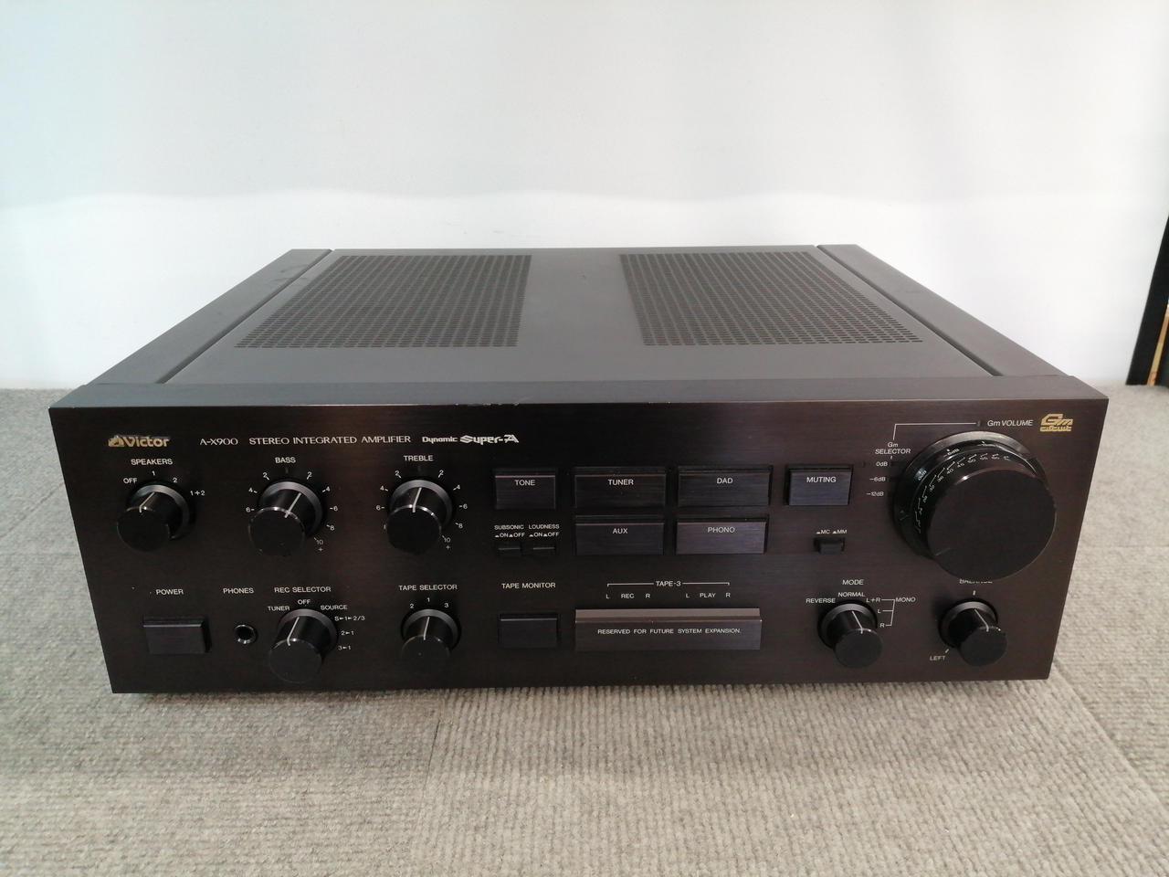 VICTOR　プリメインアンプ　ＡーＸ９００ 動作確認品 プリメインアンプ Victor A-X900 との出会い、再開？① ～分解