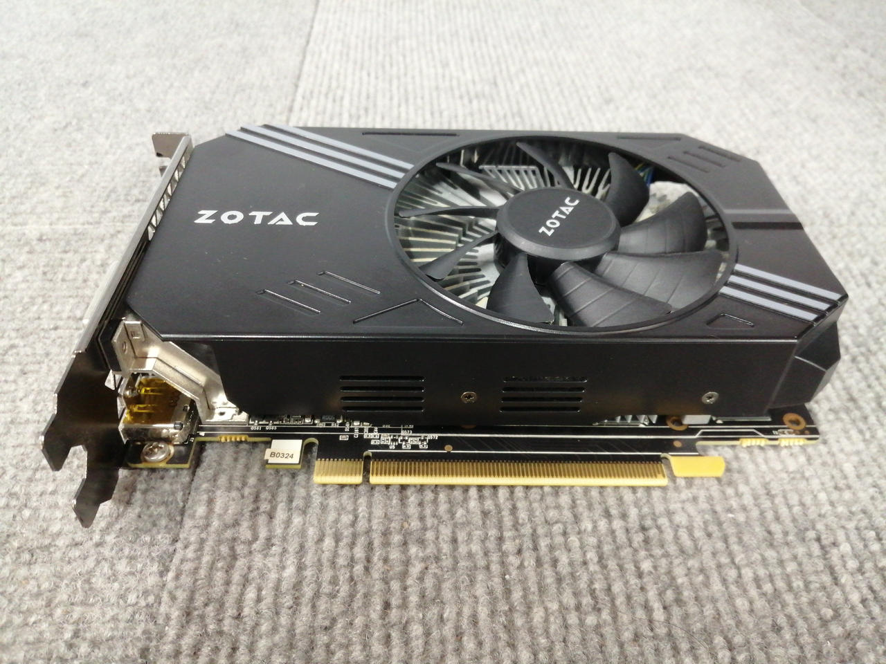 ZOTAC グラフィックボード搭載ゲーミングPC（ジャンク） ZOTAC グラフィックボード搭載ゲーミングPC（ジャンク）