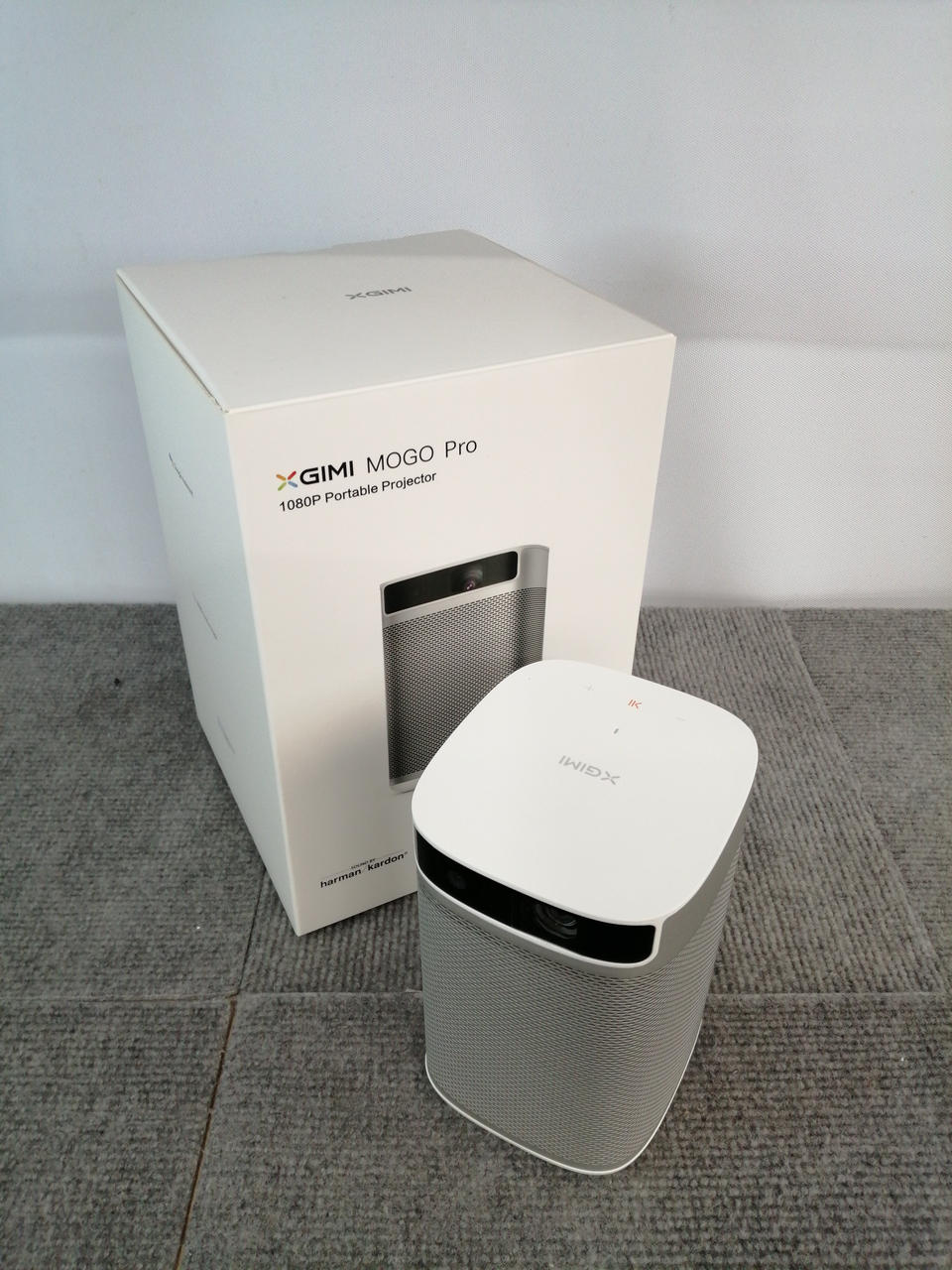 【美品・箱付き】XGIMI MoGo Pro プロジェクター XGIMI|プロジェクター|【ハードオフ公式通販】オフモール|1010350000070943