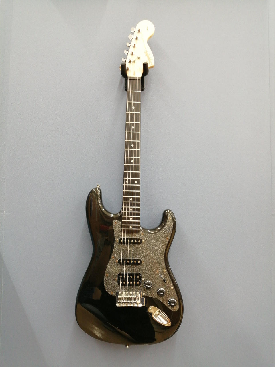 【美品】Squier ストラトキャスター エレキギター本体 メンテ済み 美品】Squier ストラトキャスター エレキギター本体