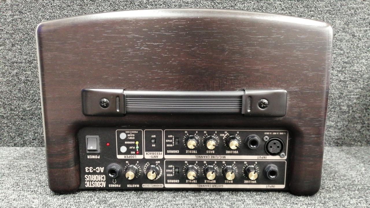 【美品】Roland ローランド　アコースティックアンプ　AC-33 アンプ】路上アーティストに絶大な人気を誇るRoland ACシリーズ