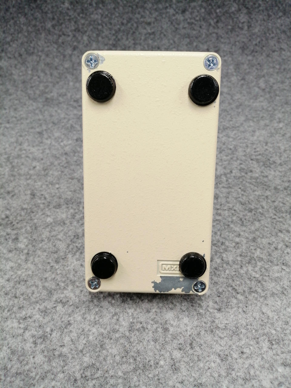 本体塗装剥がれあり