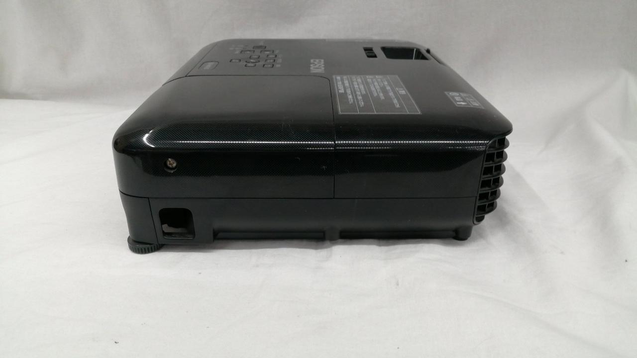 EPSON プロジェクター 本体 ブラック 新品未使用 EPSON プロジェクター 本体