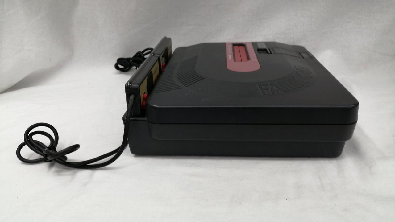 SHARP - 値引き中【ジャンク品】ツインファミコン SHARP|※ジャンク品 ツインファミコン|HARDOFFオフモール（オフモ