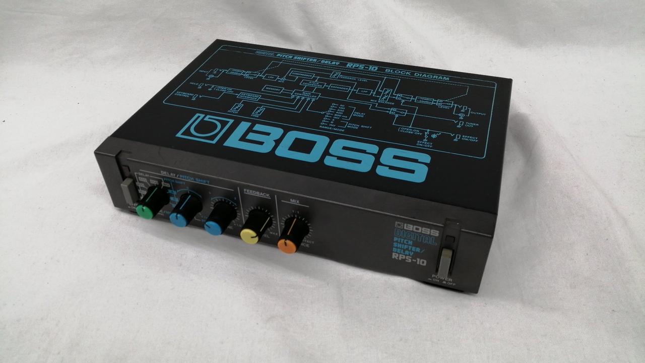 BOSS エフェクター、イコライザー、リバーブ　4体&専用ラック　セット　中古 BOSS エフェクター、イコライザー、リバーブ 4体&専用ラック