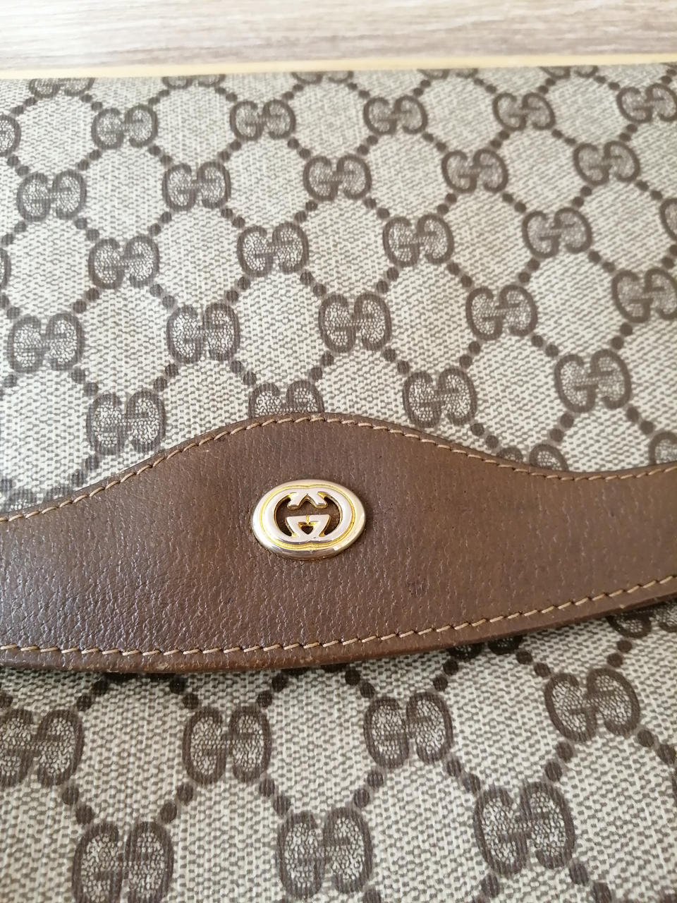 グッチ(GUCCI)|GGスプリームクラッチバッグ|【ハードオフ公式通販
