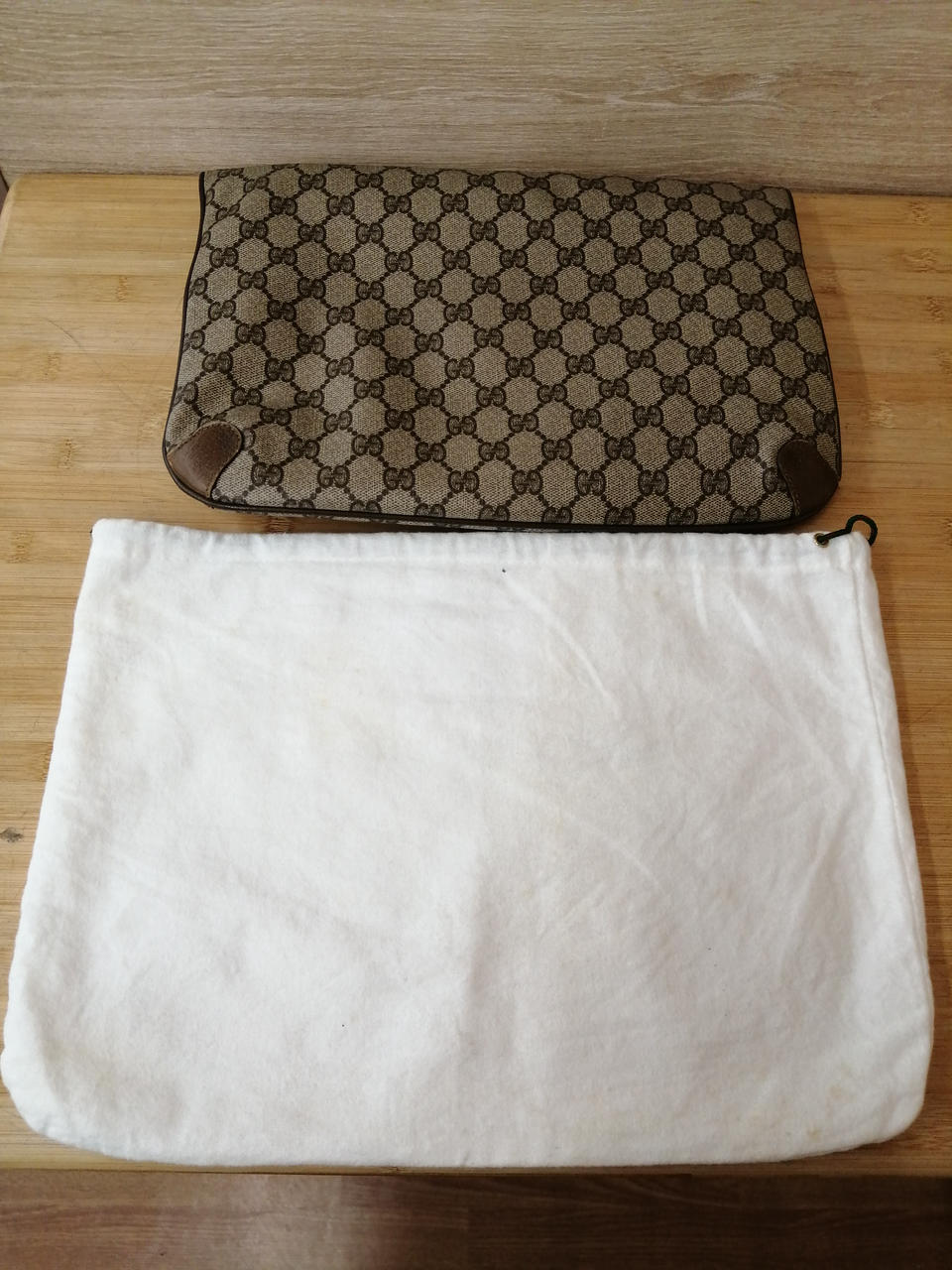 グッチ(GUCCI)|GGスプリームクラッチバッグ|【ハードオフ公式通販