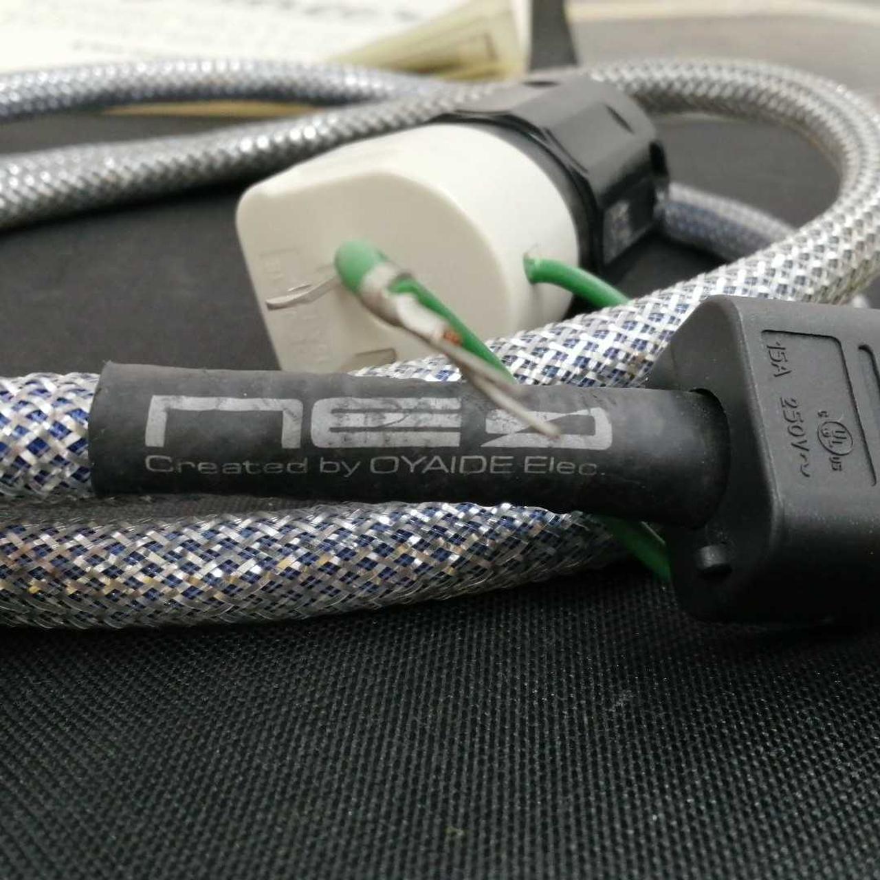 オヤイデ製電源ケーブル