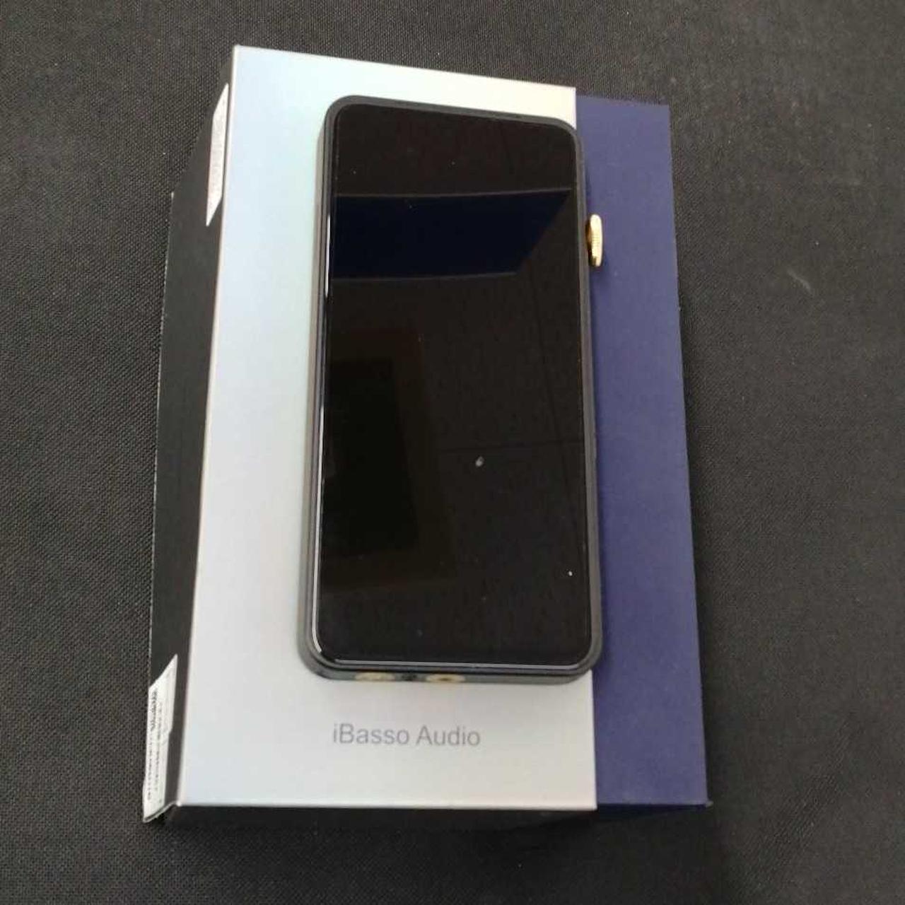 フィルム貼られてます