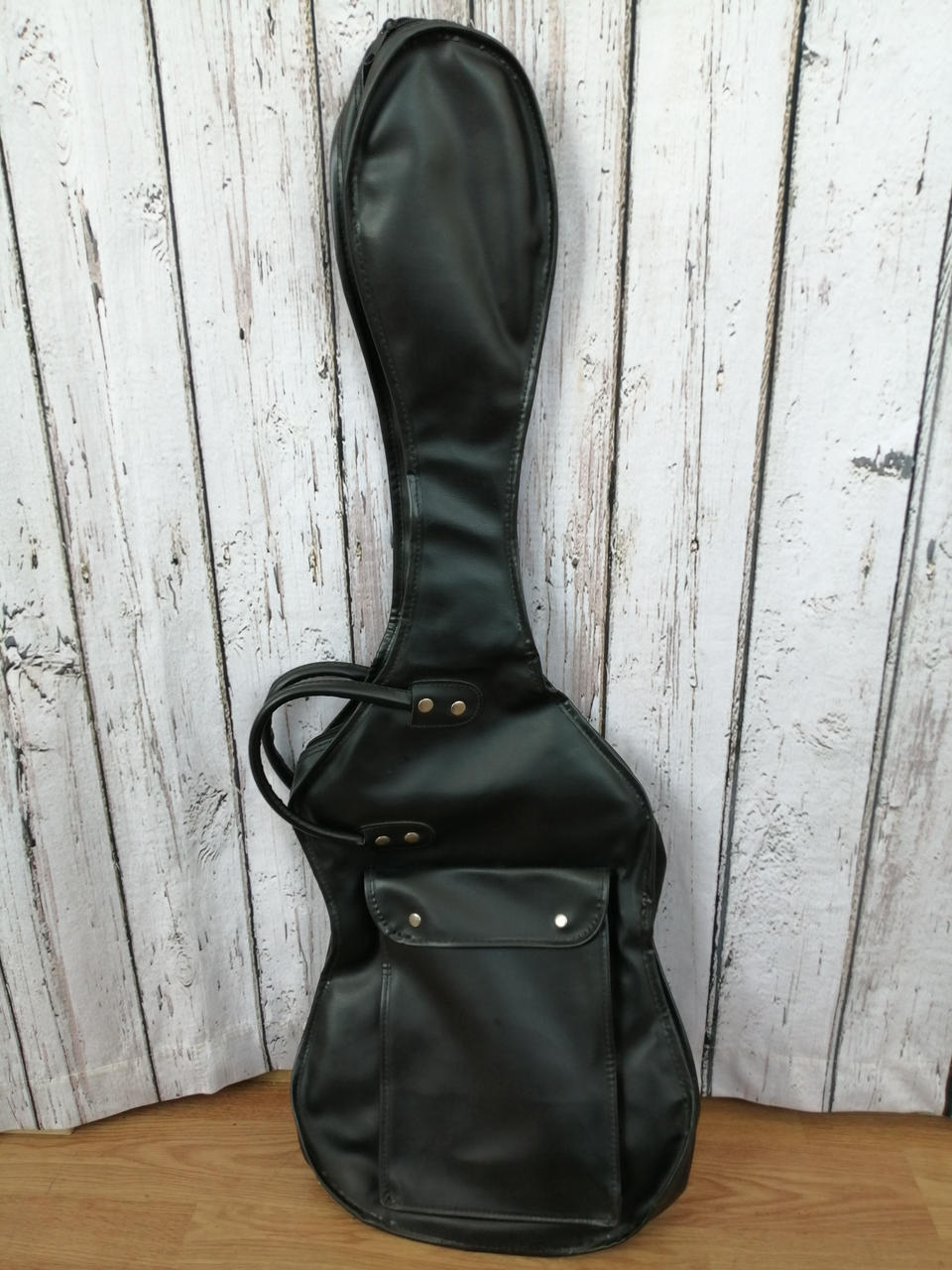 FERNANDES ブラック KINGV ワンオフ品 FERNANDES ブラック KINGV ワンオフ品 - メルカリ
