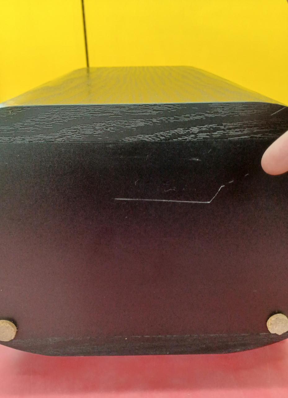 キズあります。