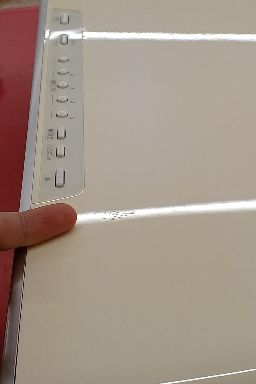 キズあります。