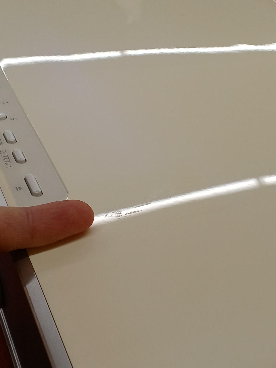 キズあります。