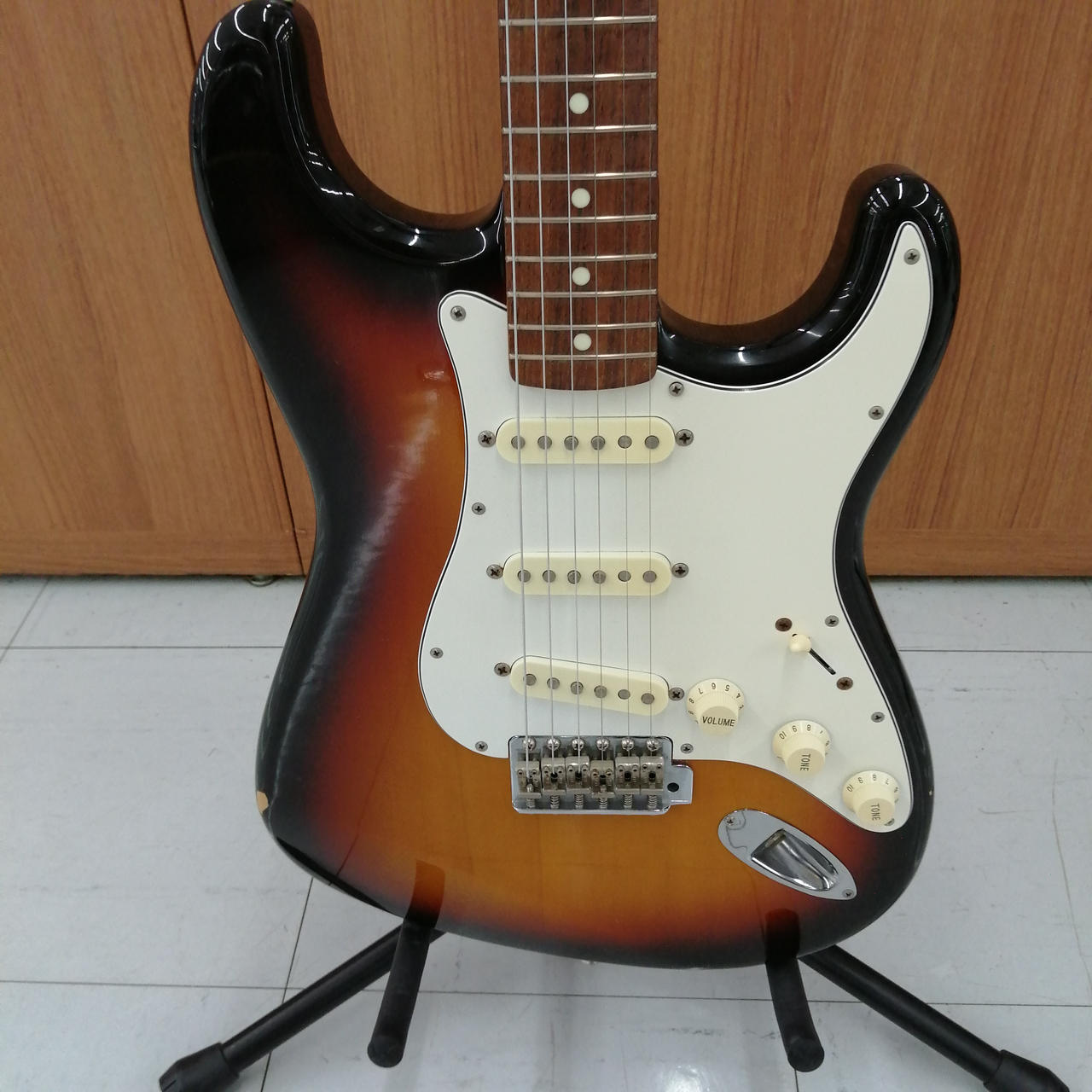 フェンダージャパン(FENDER JAPAN)|エレキギター ストラト