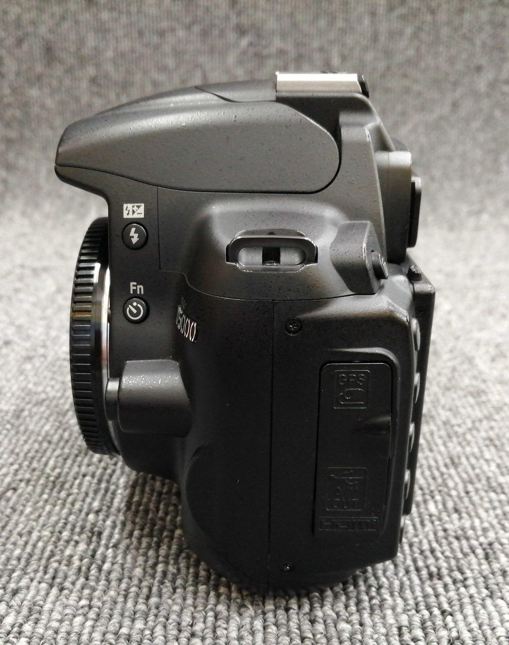 ニコン(NIKON)|一眼レフカメラ ダブルズームキット|HARDOFFオフ