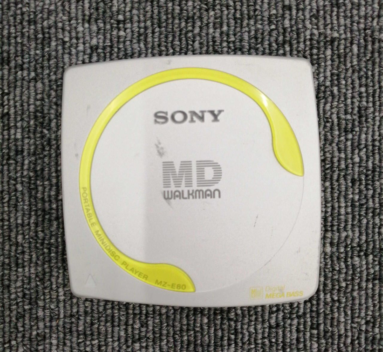 希少品】SONY☆WALKMANポータブルMDプレイヤーMZ-E80-S メガビット