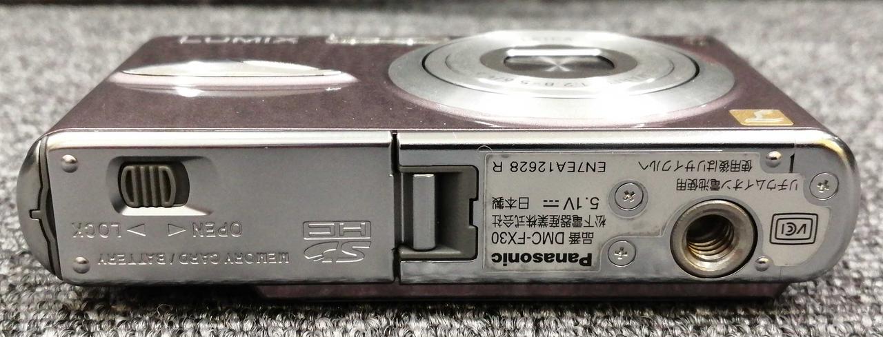 DMC-FX30 Panasonic デジタルカメラ　SDカード4GB付き 概要 デジタルカメラ DMC-FX30 | LUMIX（ルミックス） ミラー