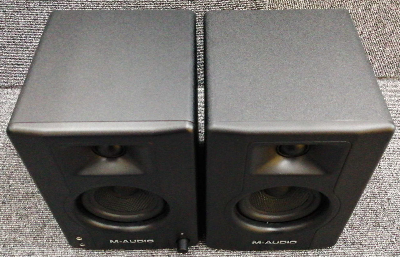 M-AUDIO AV40 スタジオモニタースピーカー　オマケ付け 2025年最新】M-AUDIO AV40の人気アイテム - メルカリ