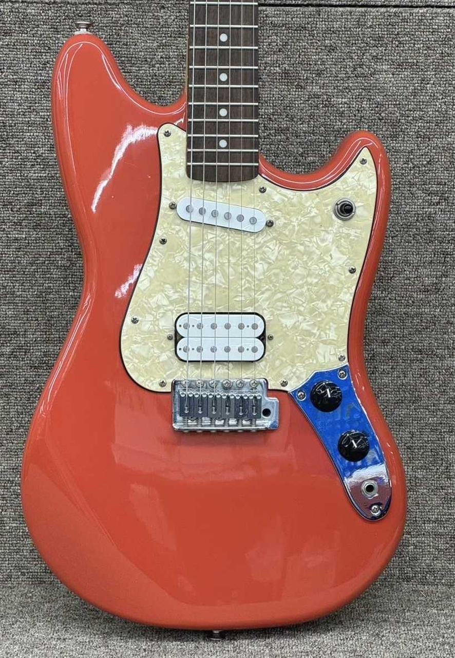 スクワイア(SQUIER)|コンパクトなサイズ感がカワイイ〝CYCLONE