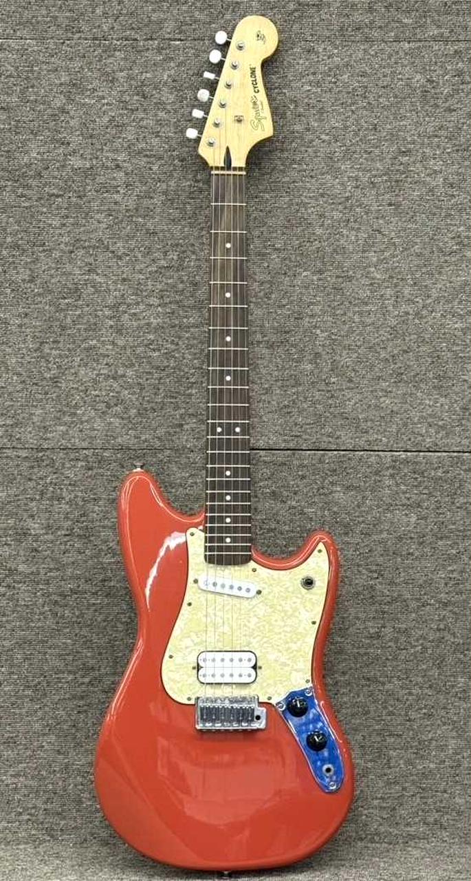 スクワイア(SQUIER)|コンパクトなサイズ感がカワイイ〝CYCLONE