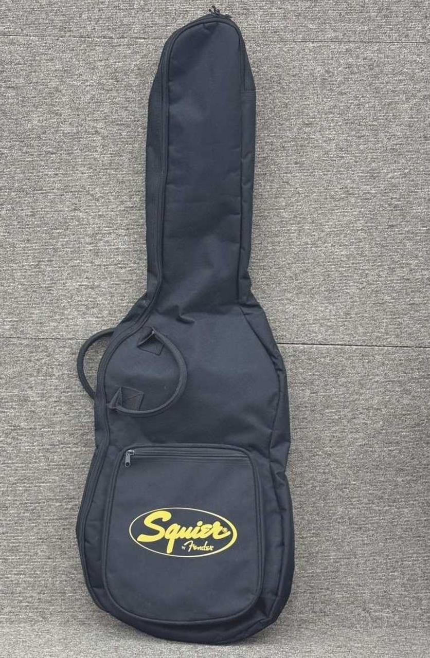 スクワイア(SQUIER)|コンパクトなサイズ感がカワイイ〝CYCLONE