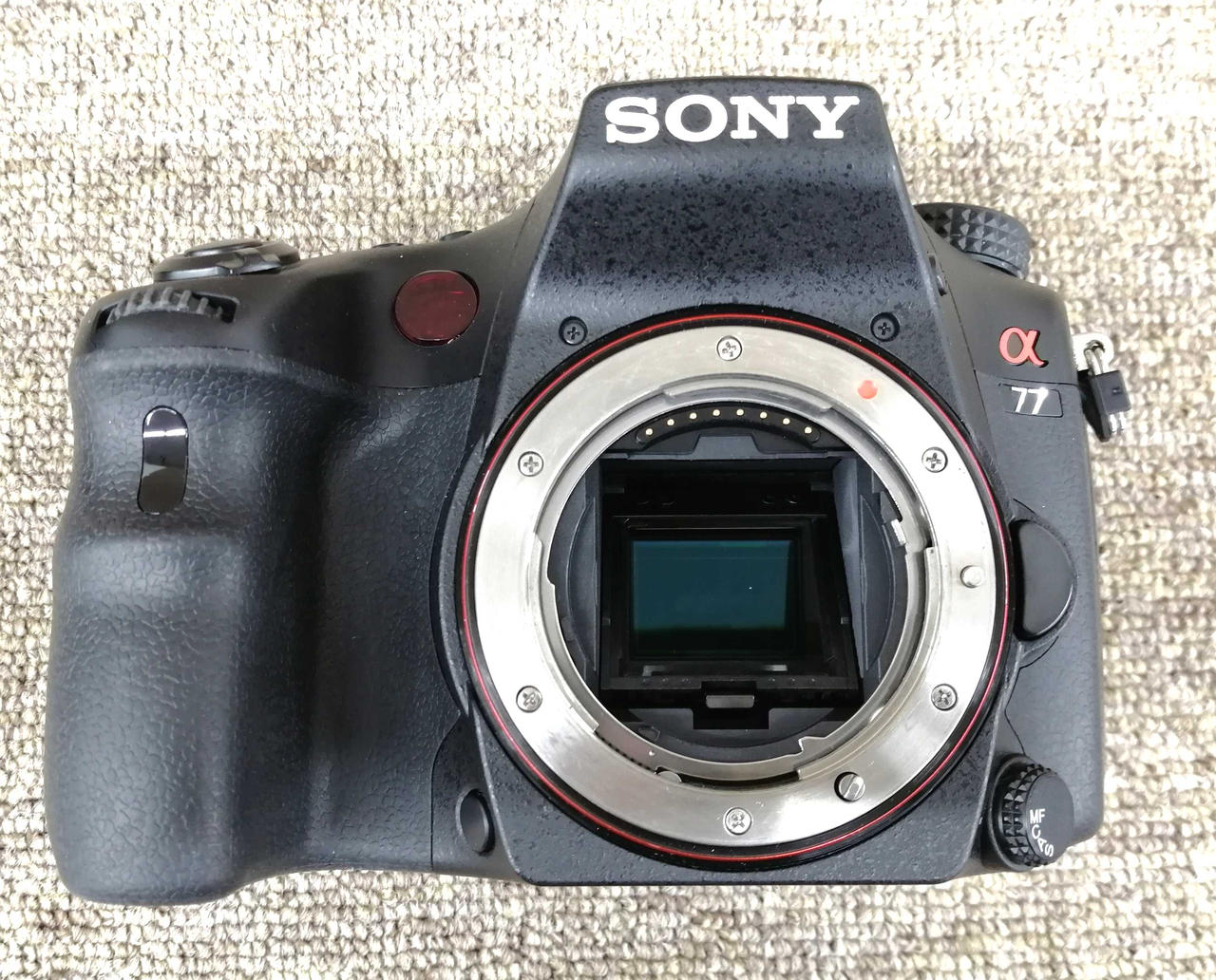 SONY α77  一眼レフカメラ【中古】 ソニー(SONY)|デジタル一眼レフカメラ|HARDOFFオフモール
