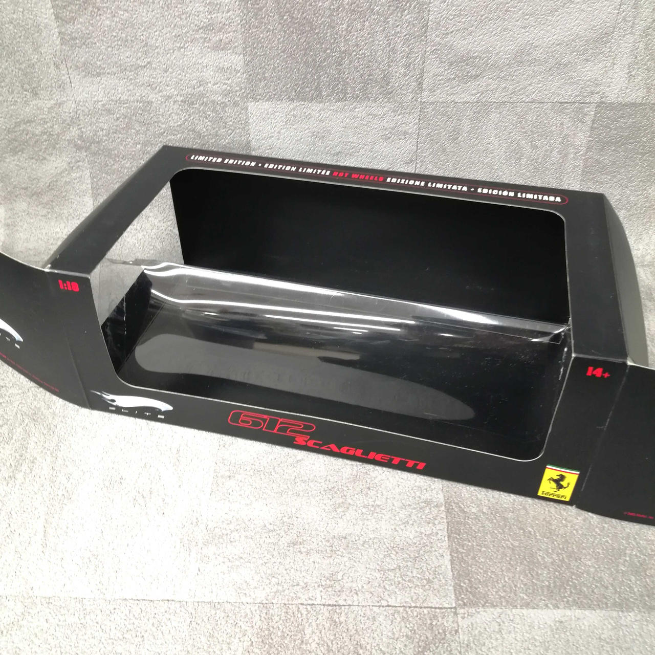 プラ部分完全に外れています