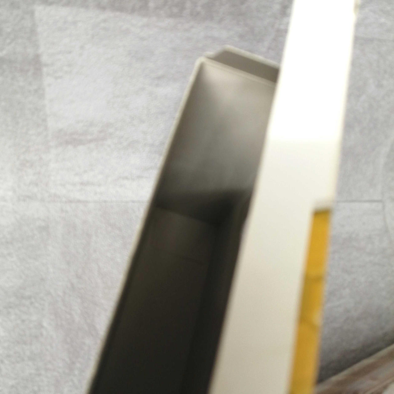 箱内部ヨゴレあり