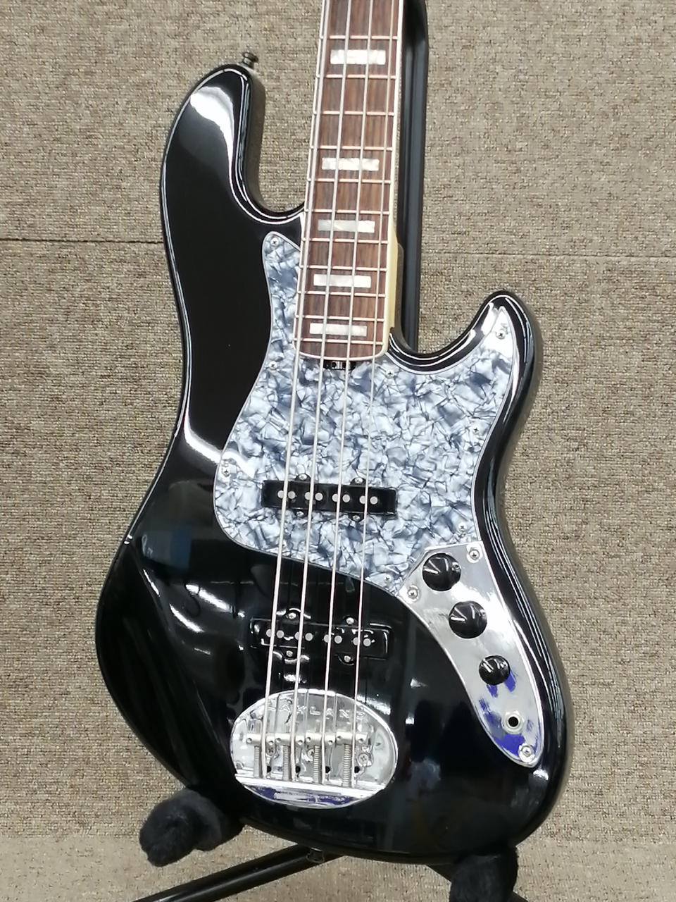 5682②⓪LAKLAND レイクランド　エレキベース 5682②⓪LAKLAND レイクランド エレキベース - メルカリ