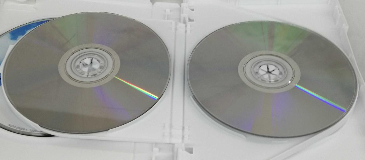 ※反射で見え難いですが、傷はありません。