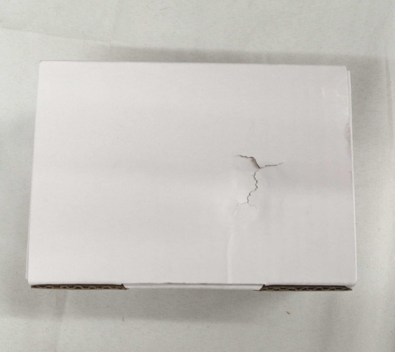 ※箱(ソケット用)ダメージ有り