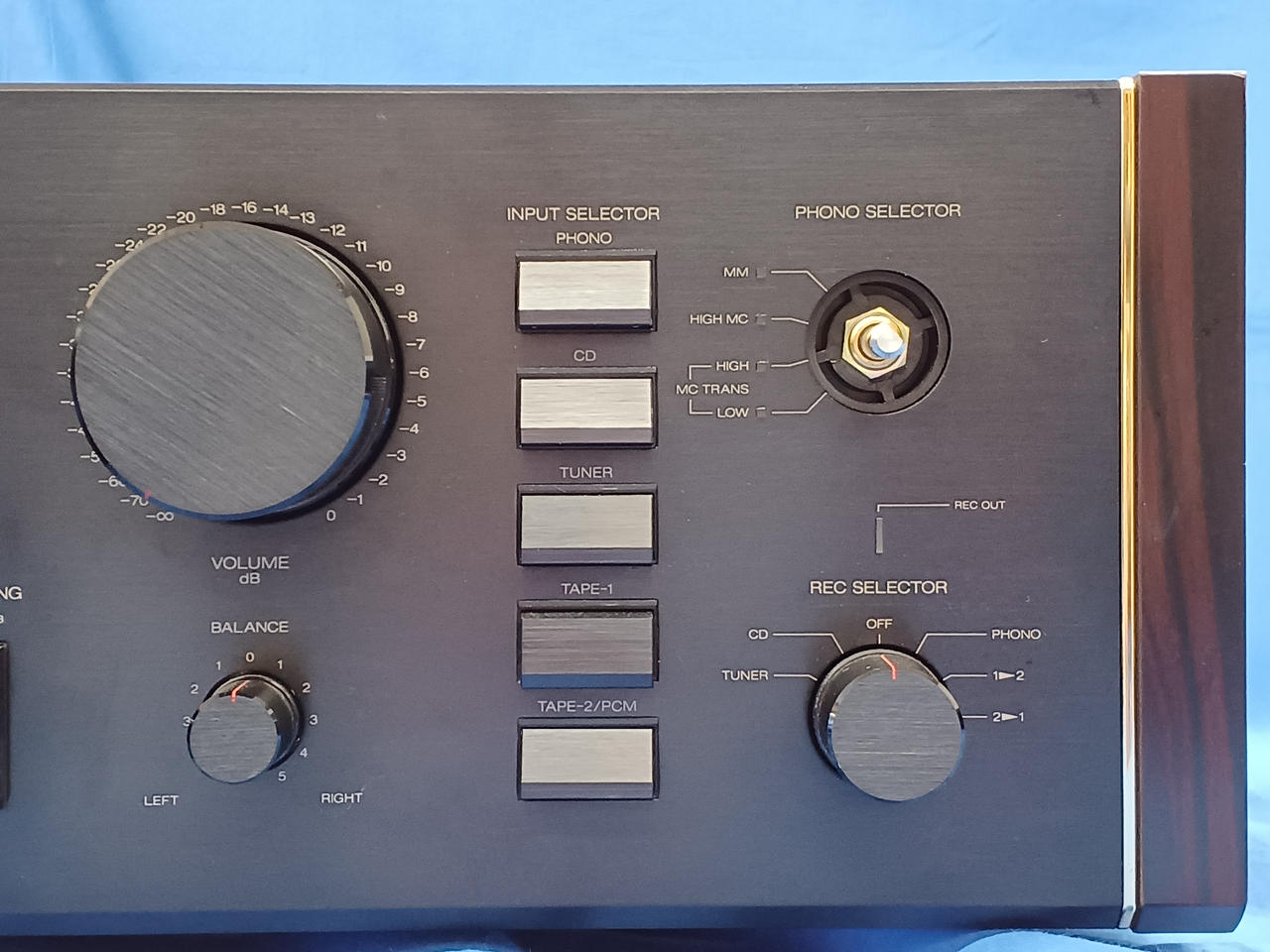 SANSUI サンスイ/プリメインアンプ/AU-D707X/655033260/ピュアオーディオ/Bランク/62【中古】 サンスイ(SANSUI)|プリメインアンプ|HARDOFFオフモール（オフモ
