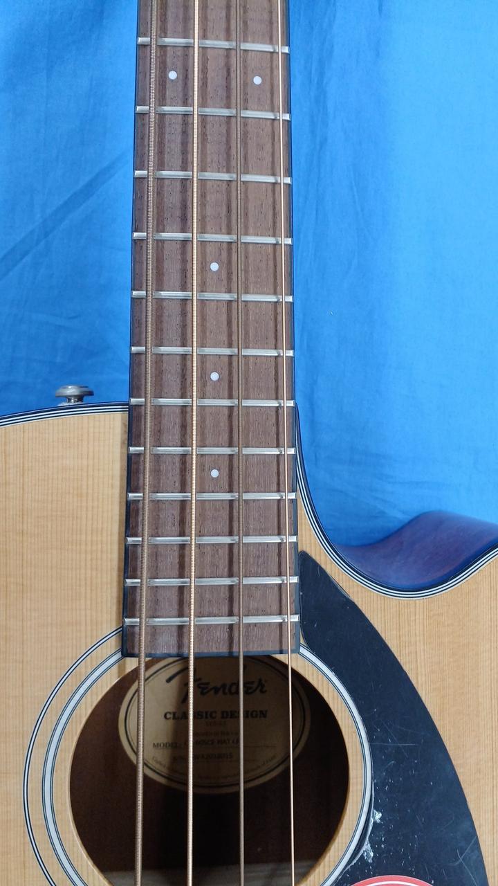 パイナポー Fender エレアコースティックベース フェンダー 鳴良 フェンダー(FENDER)|アコースティックベース|HARDOFFオフモール