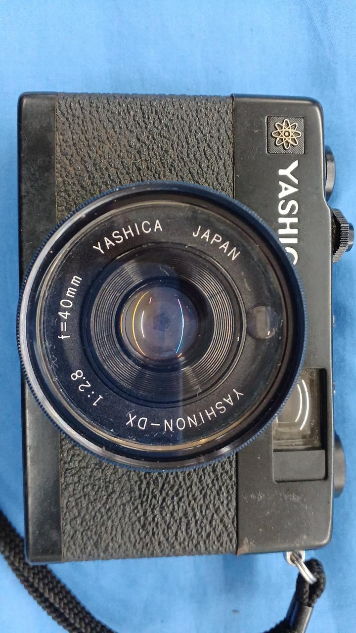 美品　YASHICA フィルムカメラ 20210118103220_589_.jpg