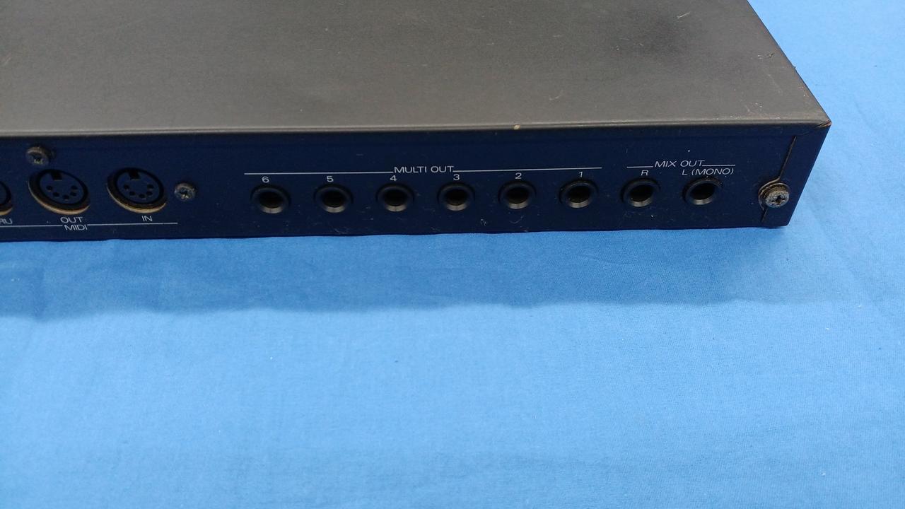 Roland U-110☆音源モジュール☆銘機ビンテージ機材☆ Roland U-110☆音源モジュール☆銘機ビンテージ機材☆ Roland U