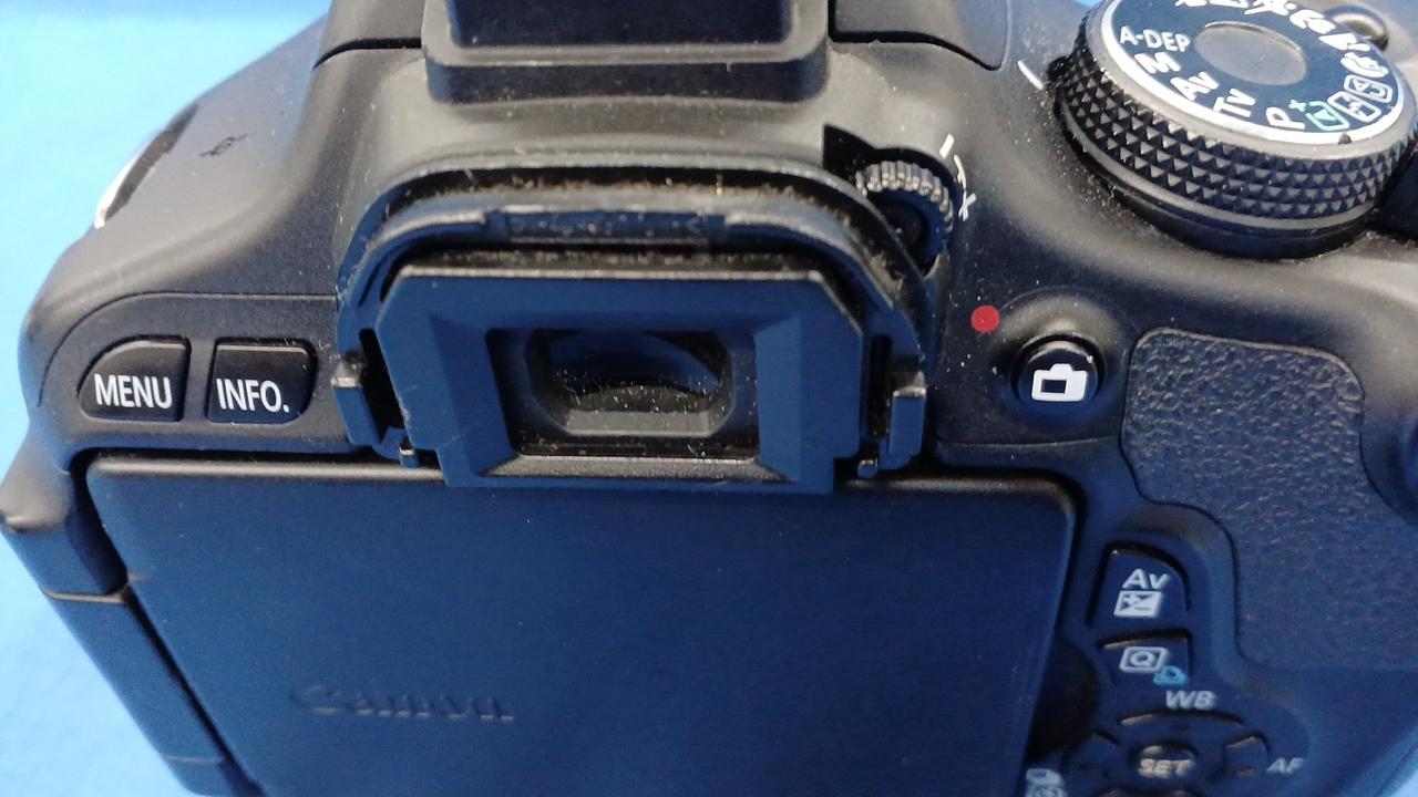 ジャンク品　Canon EOS デジタル一眼レフカメラ 本体 CONTAX（コンタックス） 【アウトレット品】Canon デジタル一眼レフ