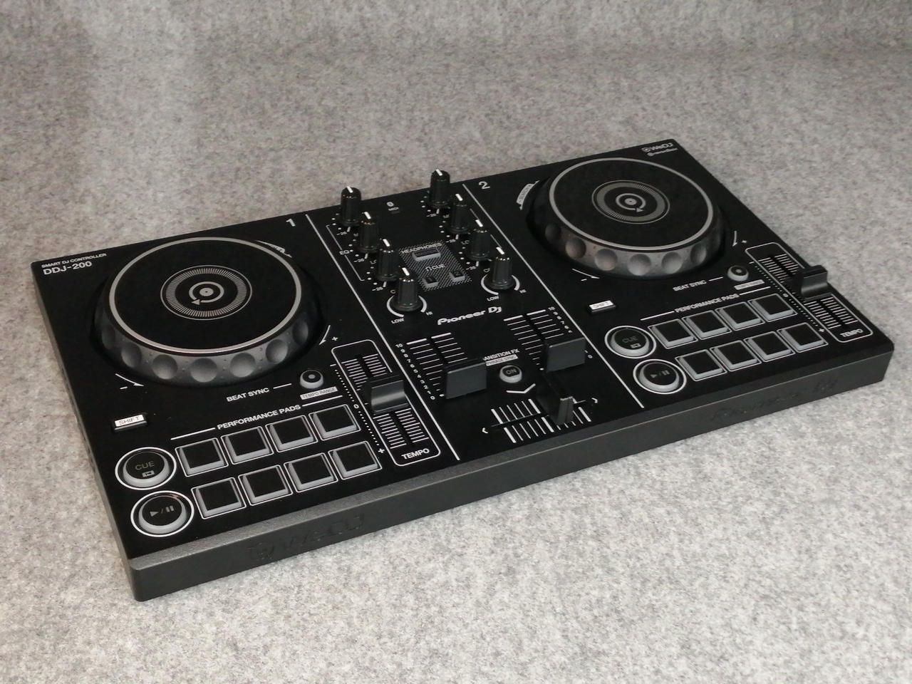 新品に近い美品DDJ-200 パイオニア AlphaTheta DJコントローラー DDJ-FLX2 + ダストカバー付き