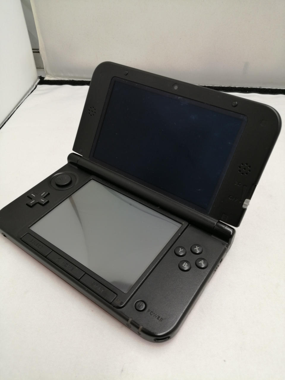 ニンテンドー3DS LL