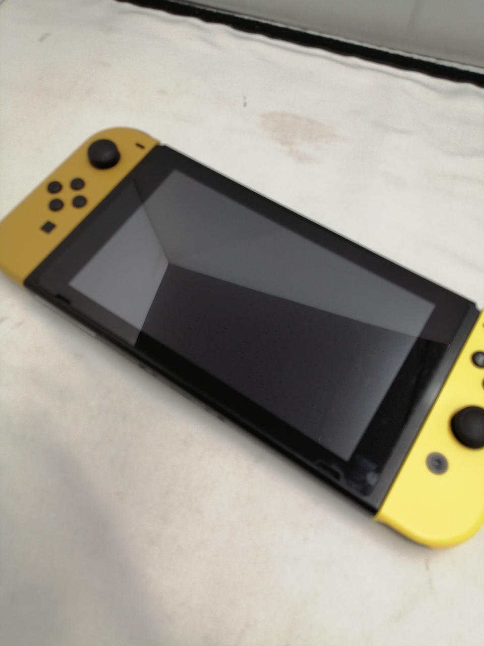 ニンテンドウ(NINTENDO)|SWITCH ピカチュウ・イーブイモデル