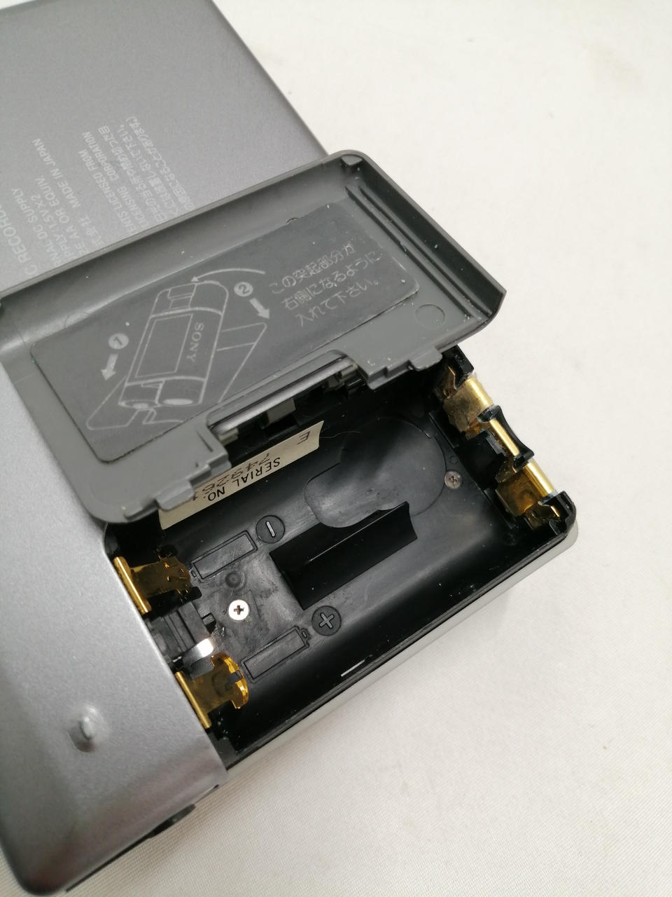 電池液漏れ跡あり