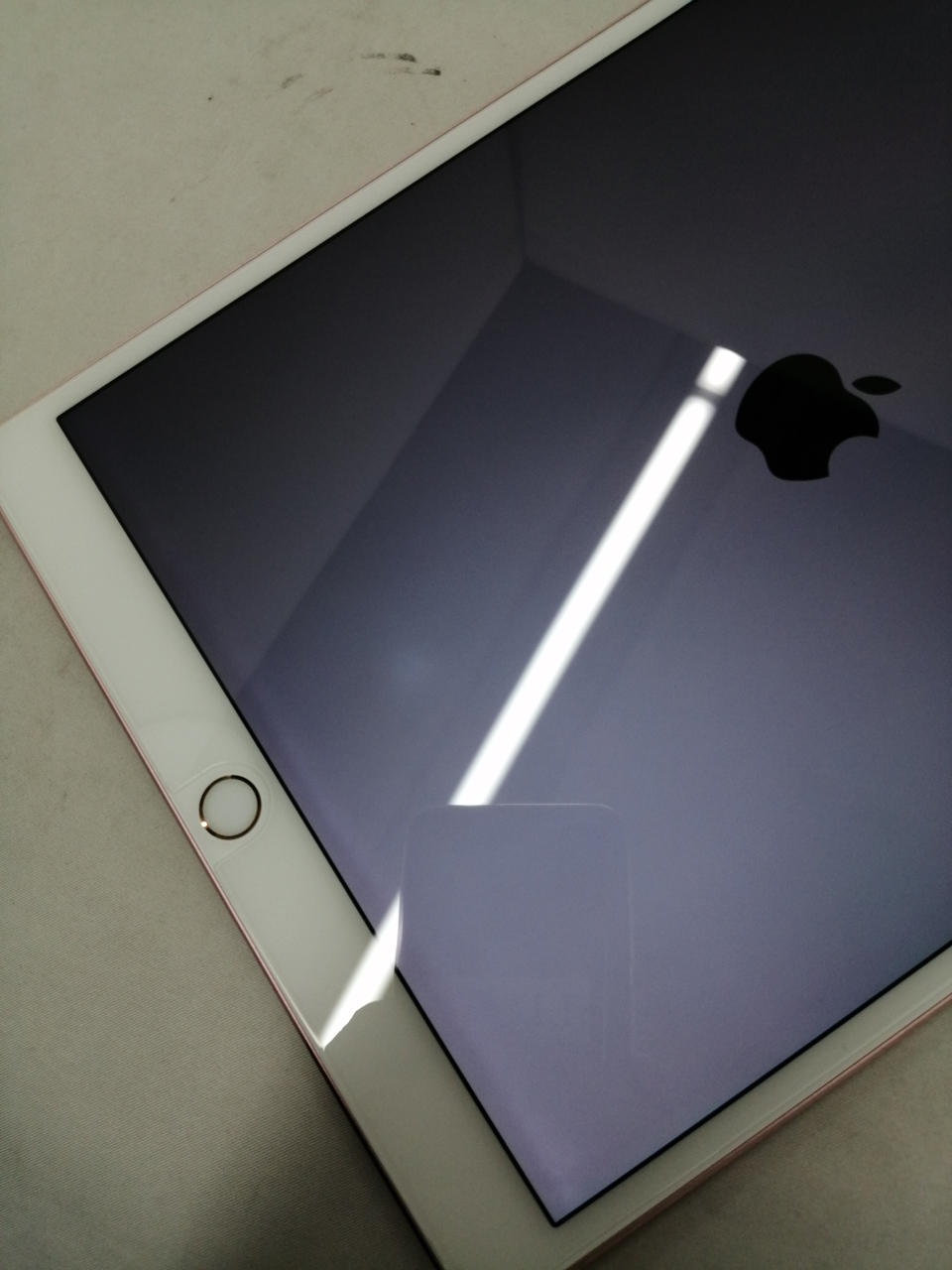 ホワイトスポットあります。