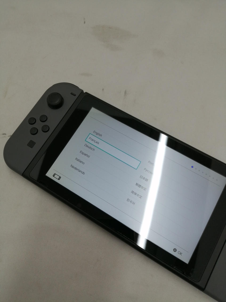 液晶黄ばみあり