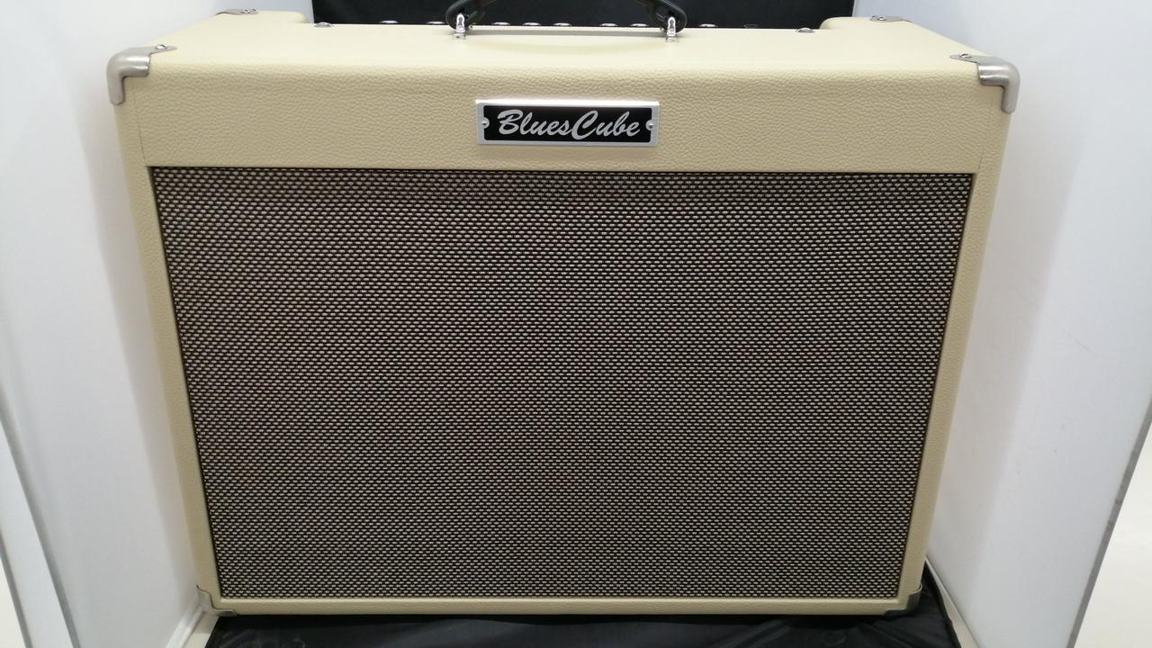 ROLAND 型番：BC-ARTIST ギターアンプ