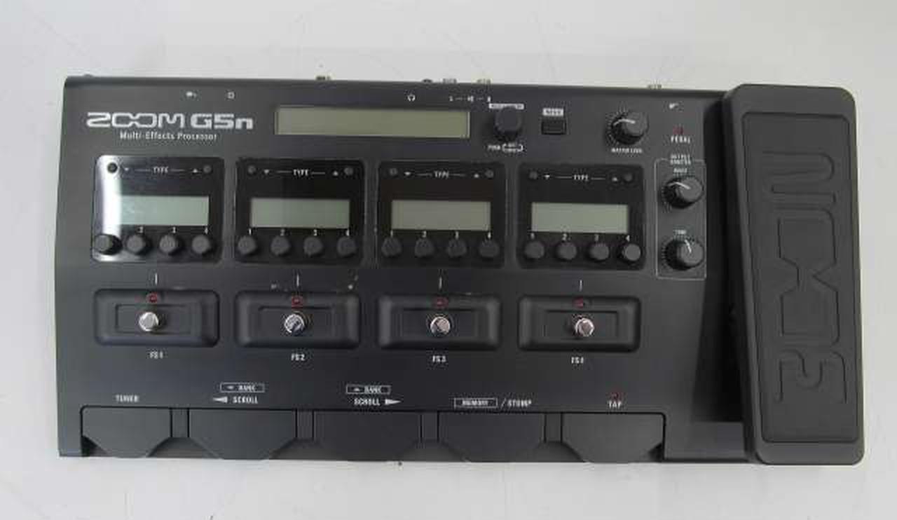 【美品】ZOOM G5n マルチエフェクター 専用ハードケース付き ZOOM G5nマルチエフェクターが安い！今ならロゴ入り純正ソフト