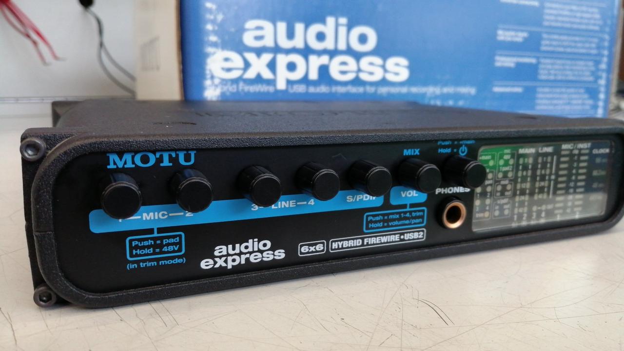 MOTU audio express