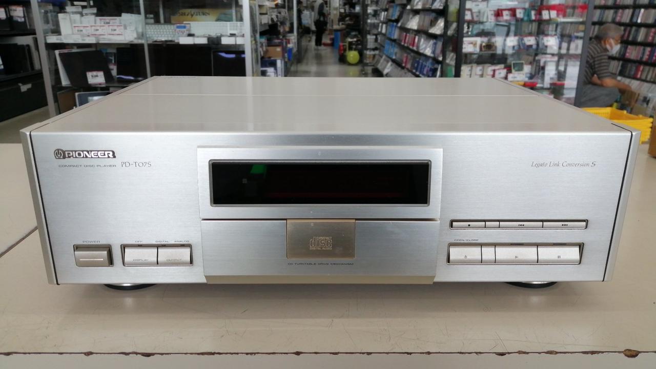 CDプレイヤー　パイオニア 51M+o4ET4CL._UF350,350_QL50_.jpg