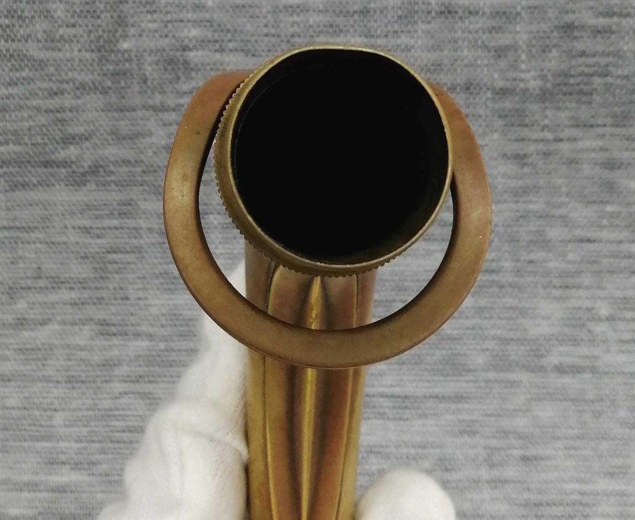 若干のゆがみあります。