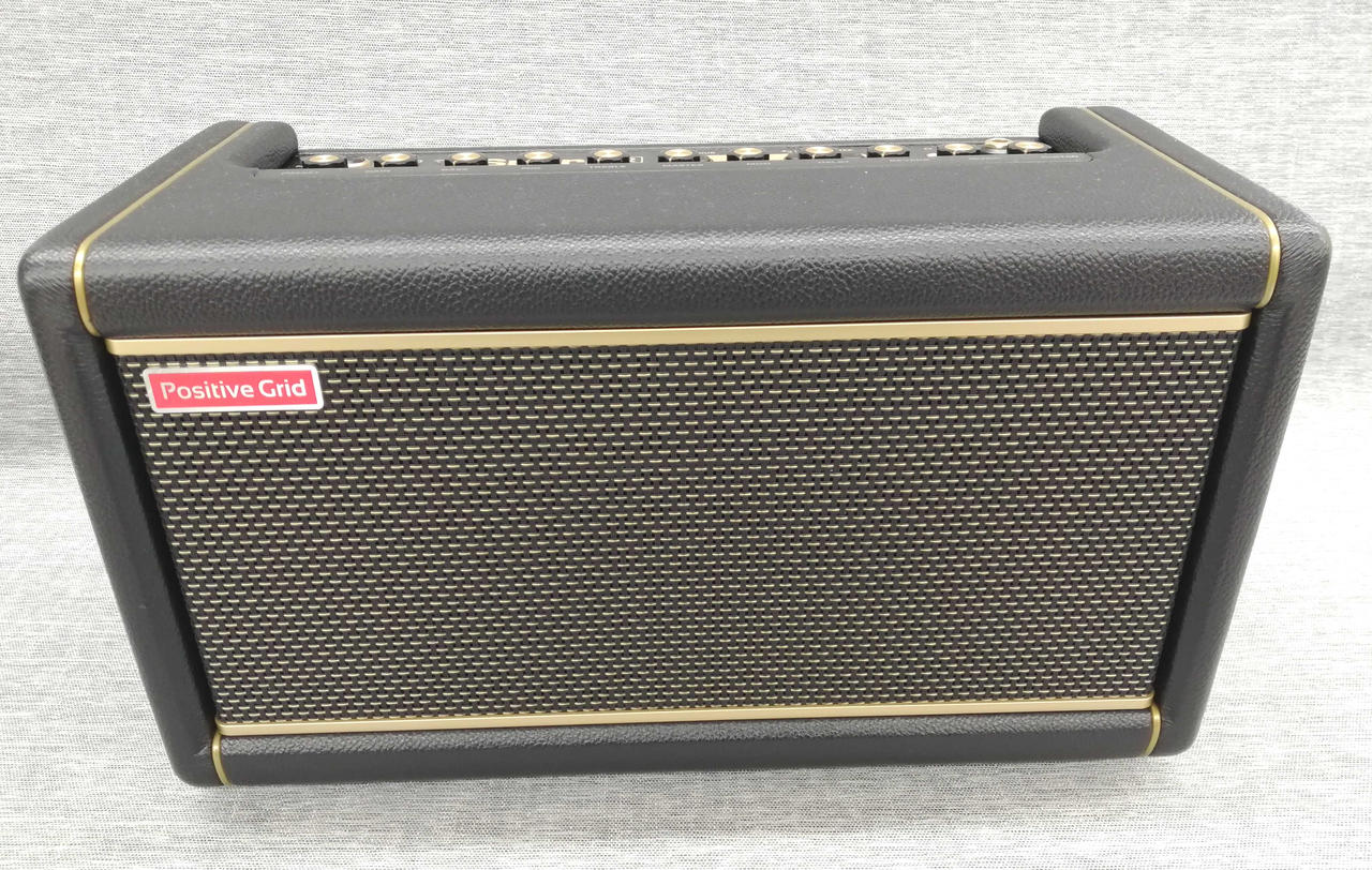 細かいキズ汚れあります。